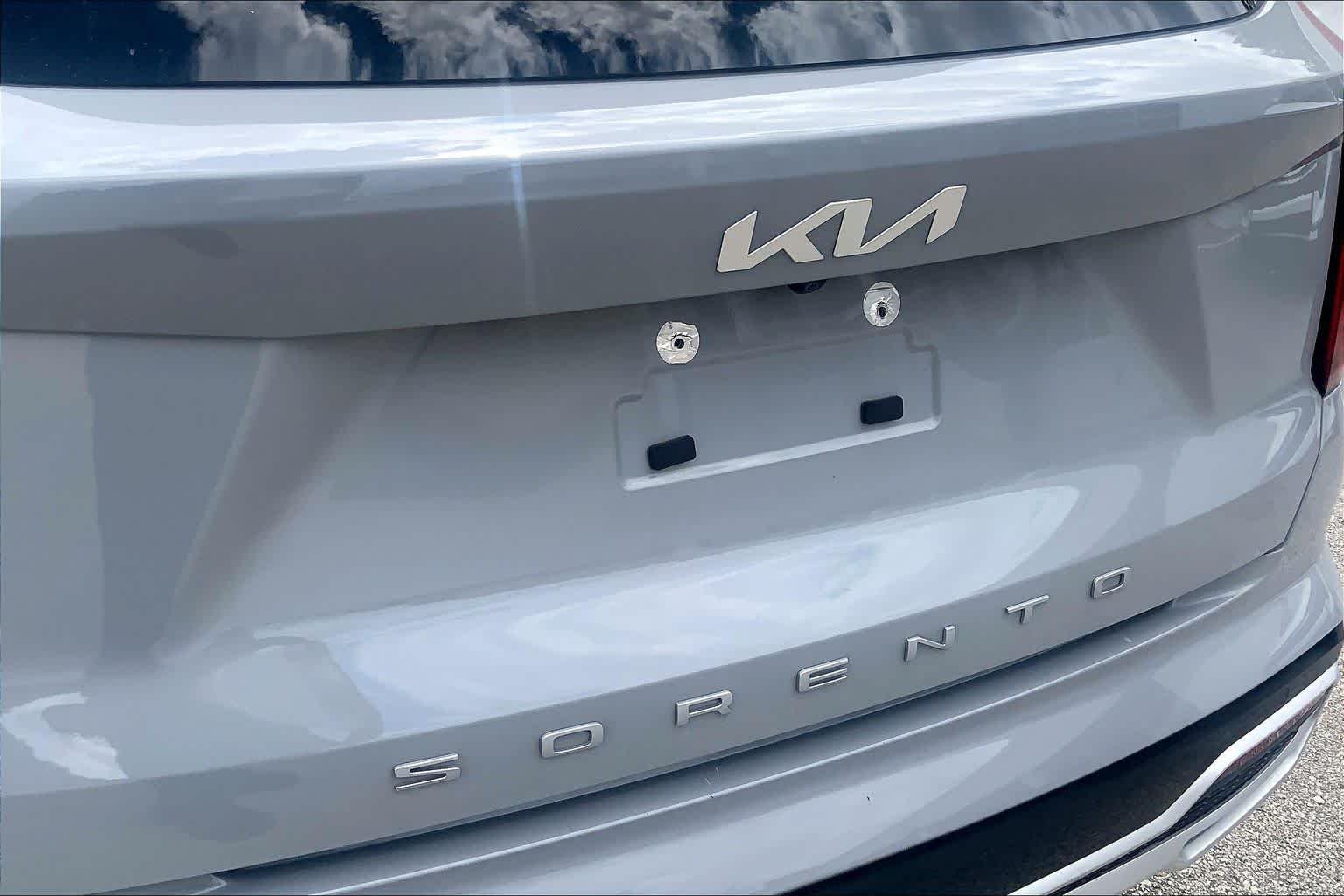 Certified Used 2022 Wolf Gray Kia EX image 30