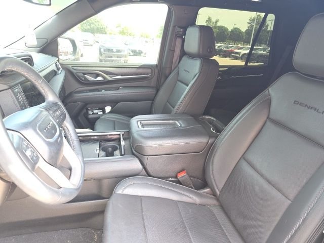 Used 2024 Black GMC Denali image 4