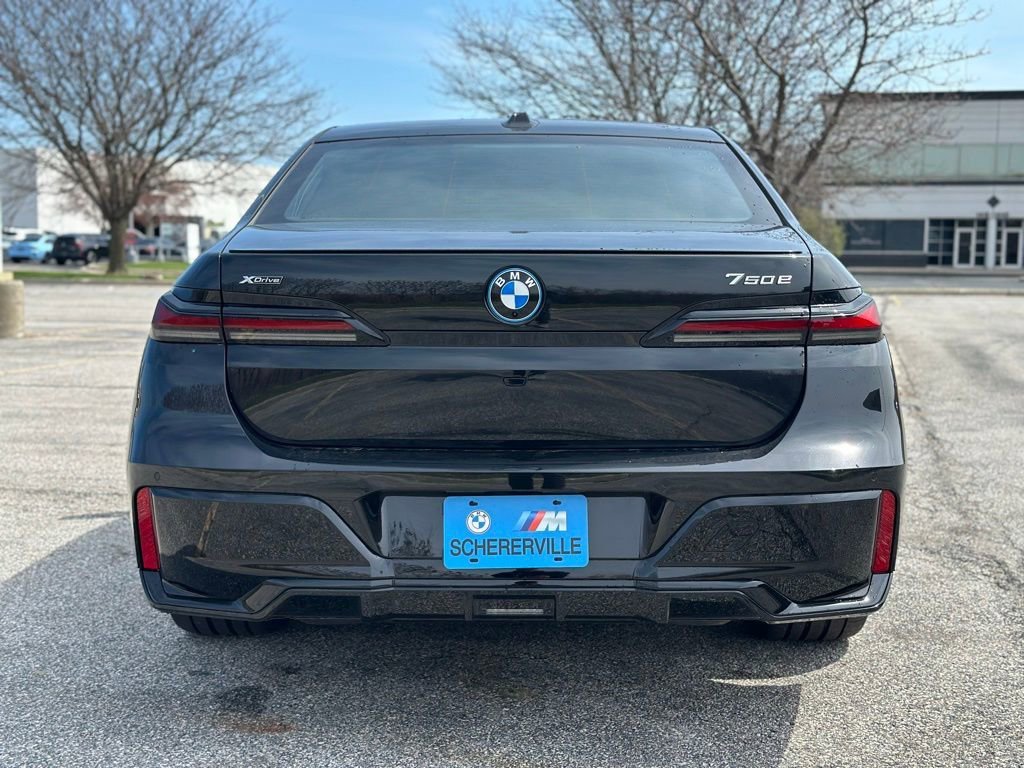 New 2026 Black Sapphire Metallic BMW 750e xDrive image 6