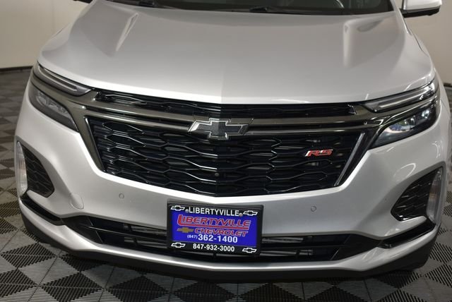 Used 2022 Silver Chevrolet RS image 4