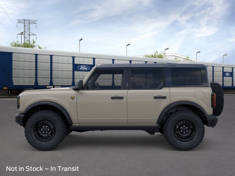New 2026 Desert Sand Ford Badlands image 3
