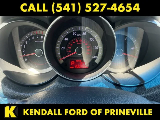 Used 2010 White Kia EX image 16