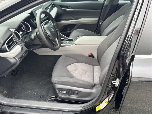 2024 Toyota Camry LE - Photo 9