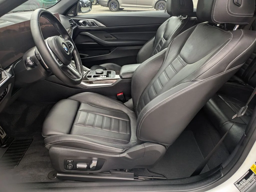 Used 2024 White BMW M440i image 12