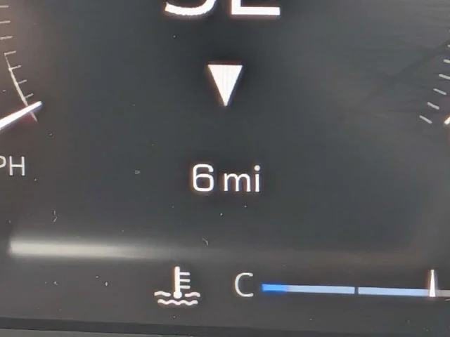 New 2026 Sterling Metallic GMC Elevation image 29
