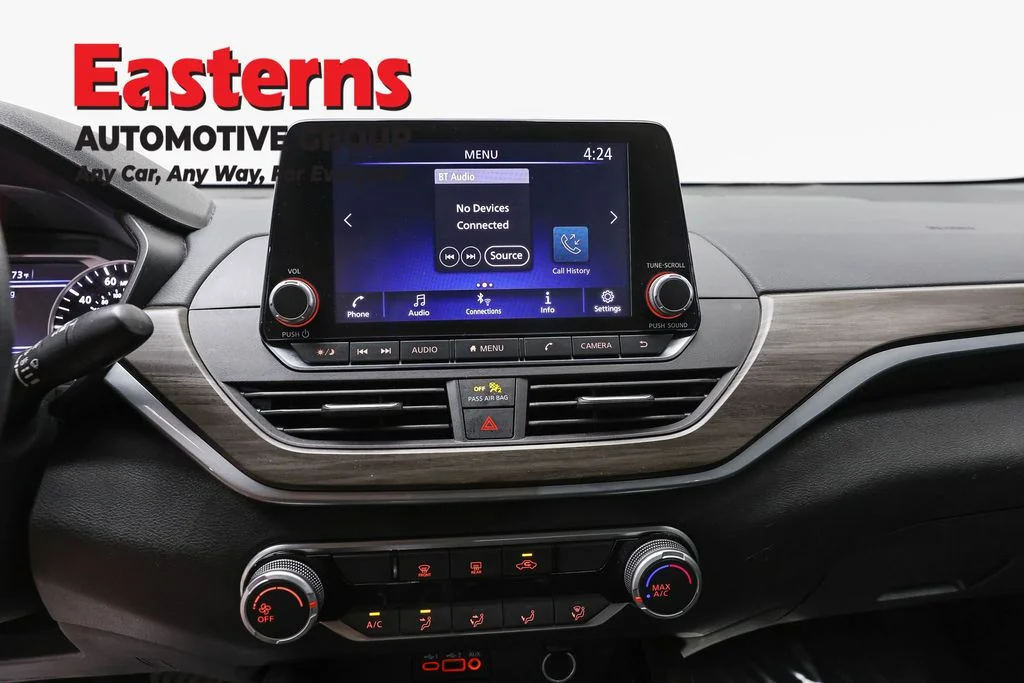 Used 2023 Gray Nissan 2.5 SV image 12