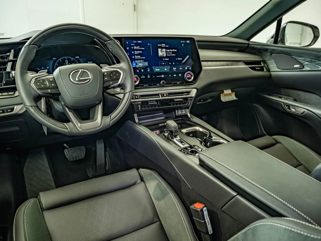 New 2026 Eminent White Pearl Lexus 350 Luxury image 29