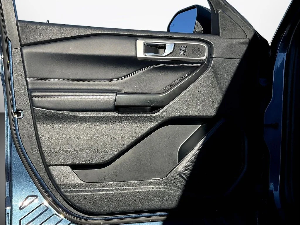 Used 2020 Blue Ford XLT image 20