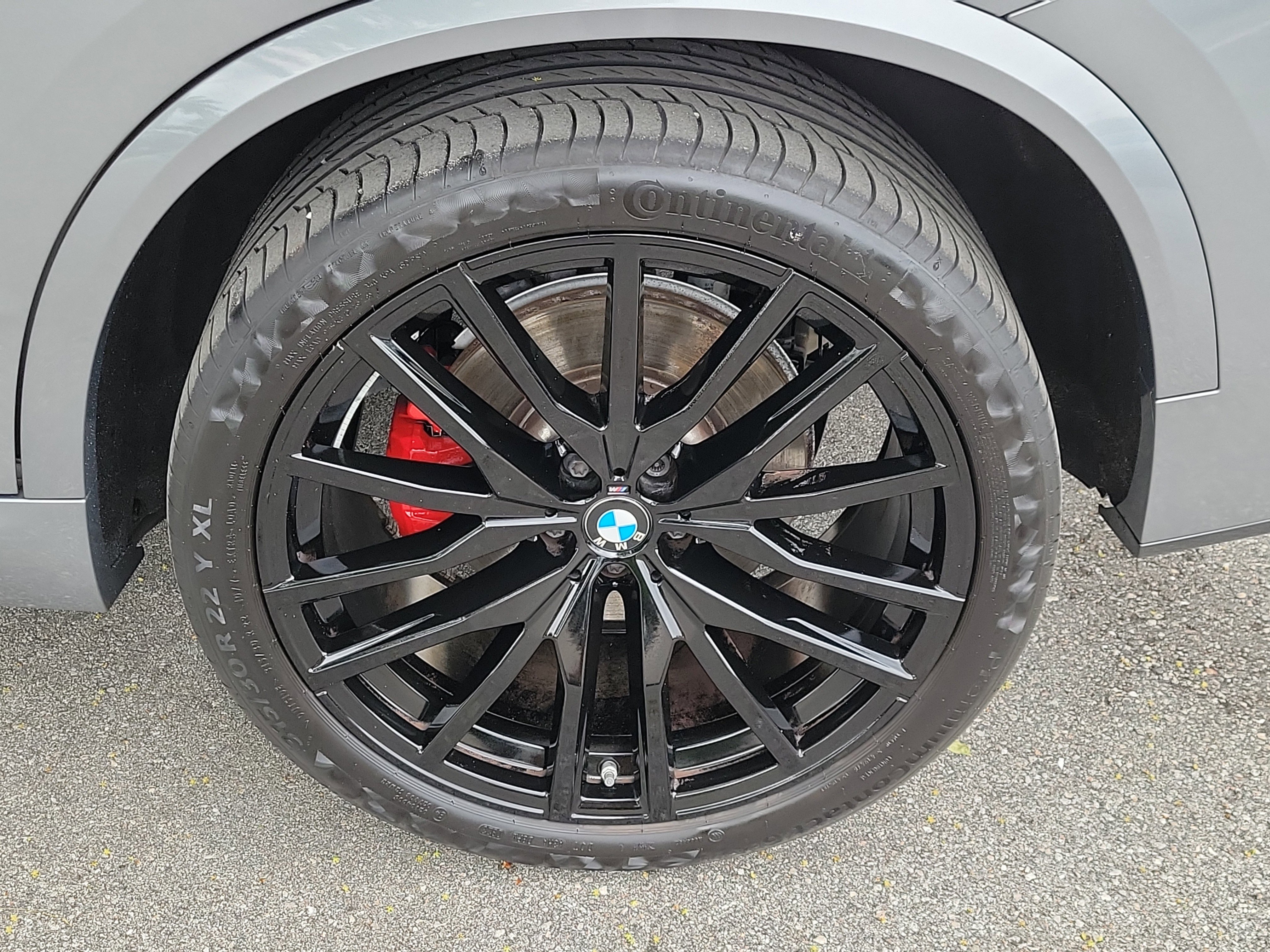 Certified Used 2024 Skyscraper Grey Metallic BMW sDrive40i image 9
