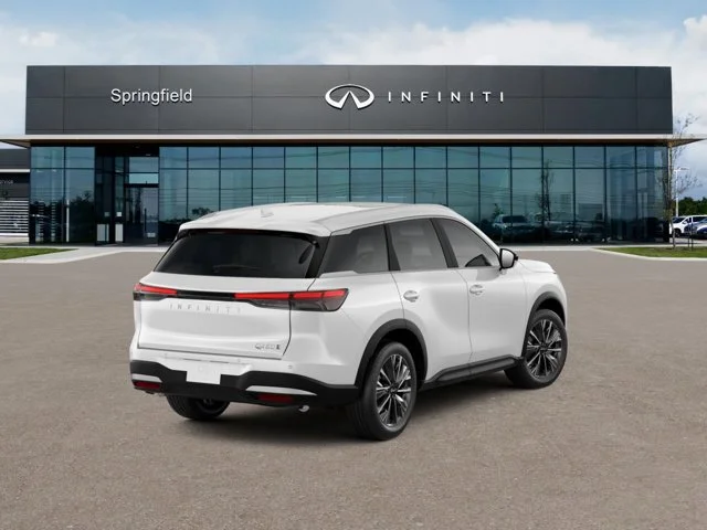 New 2027 RADIANT WHITE INFINITI Luxe AWD image 5