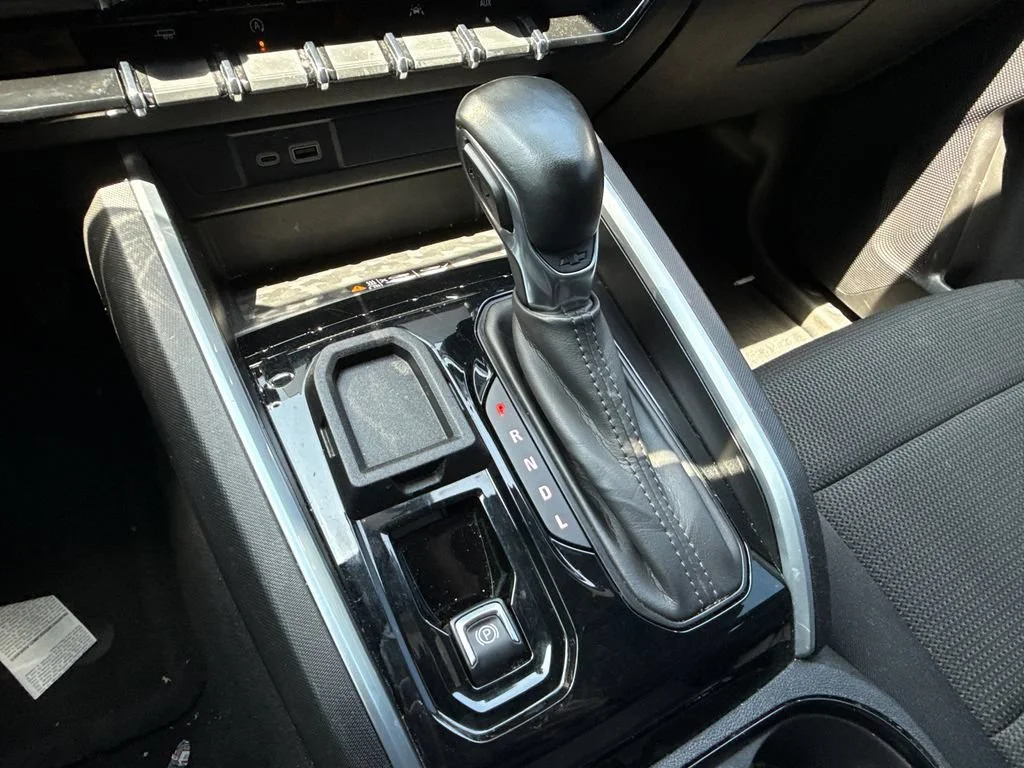 Used 2023 Black Chevrolet LT image 17