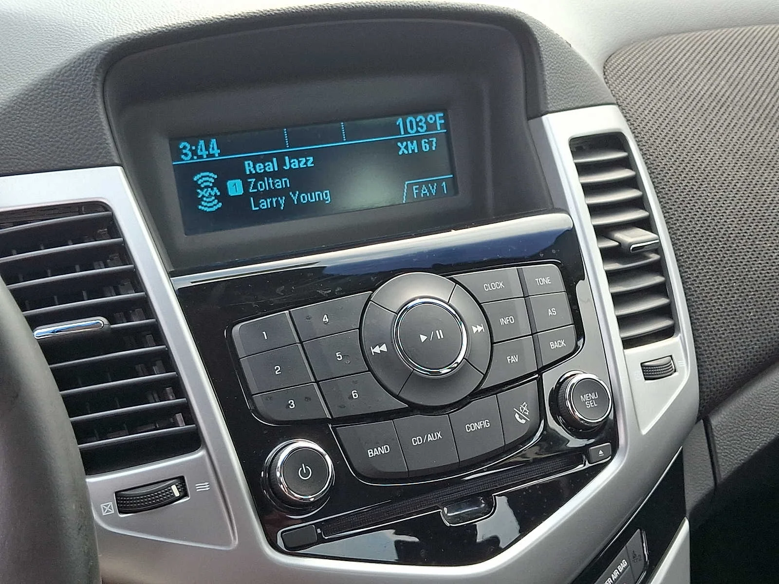 Used 2012 SILVER ICE METALLIC Chevrolet LT w/1LT image 16