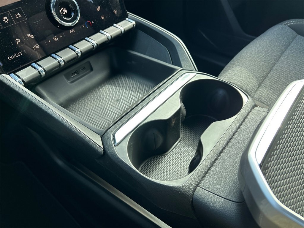 2026 GMC TERRAIN - Image 24