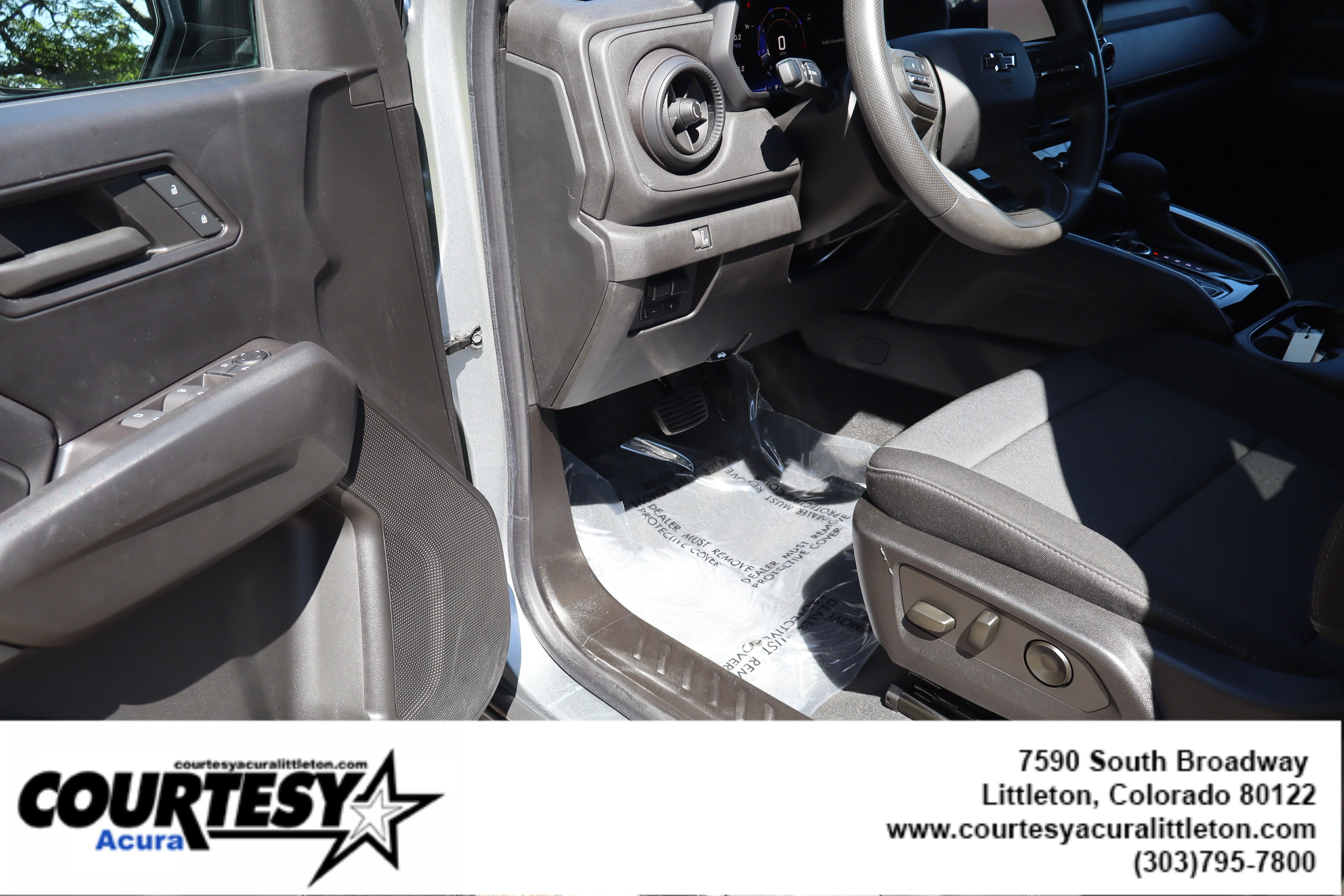 Used 2024 Sterling Gray Metallic Chevrolet 4WD Trail Boss image 21