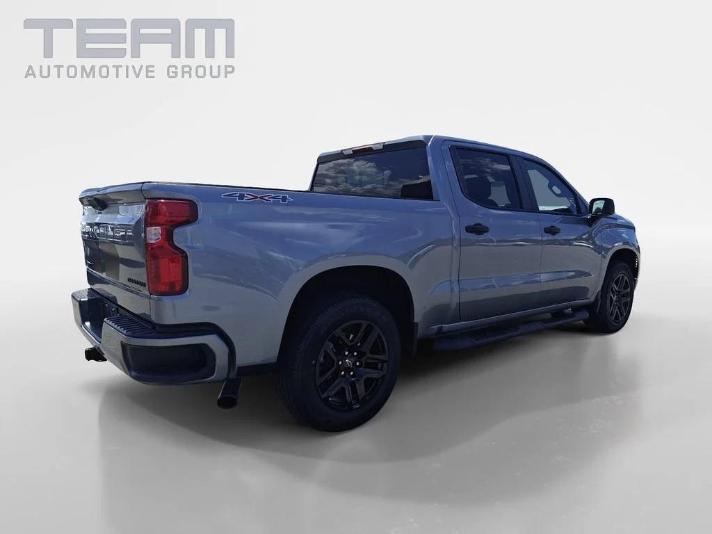 Used 2024 Sterling Gray Metallic Chevrolet Custom image 7