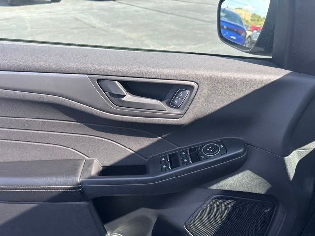 Used 2023 Black Ford Active image 15