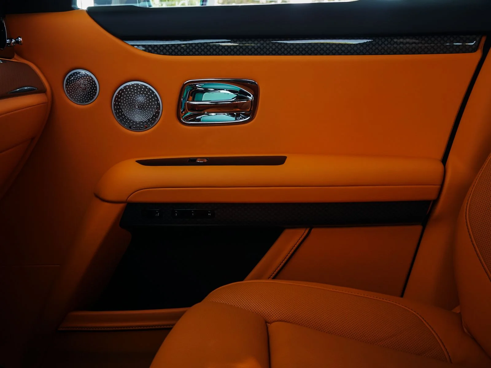 2026 Rolls-Royce Ghost Black Badge - Photo 20