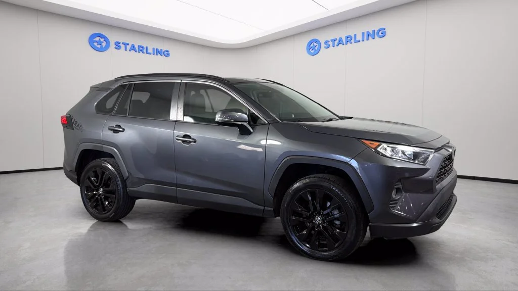 2020 Toyota RAV4 XLE Premium - Photo 14