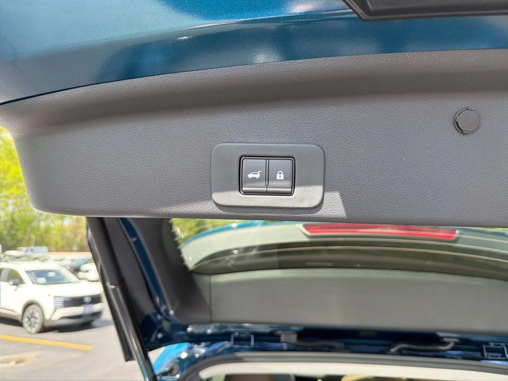 New 2026 Aurora Blue Pearl Metallic Nissan Platinum image 24
