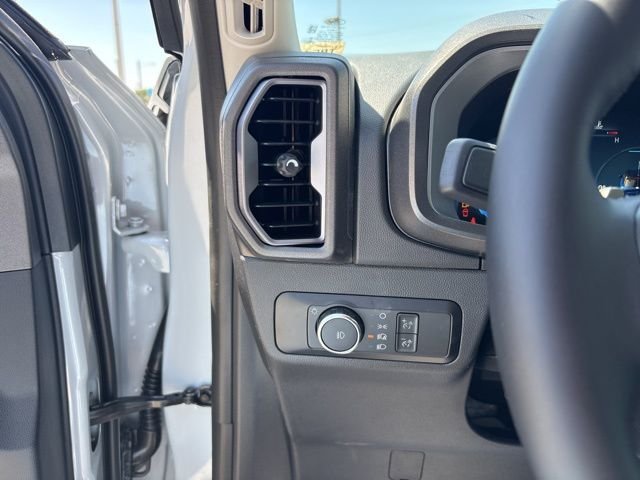 New 2026 Space White Metallic Ford Badlands image 16