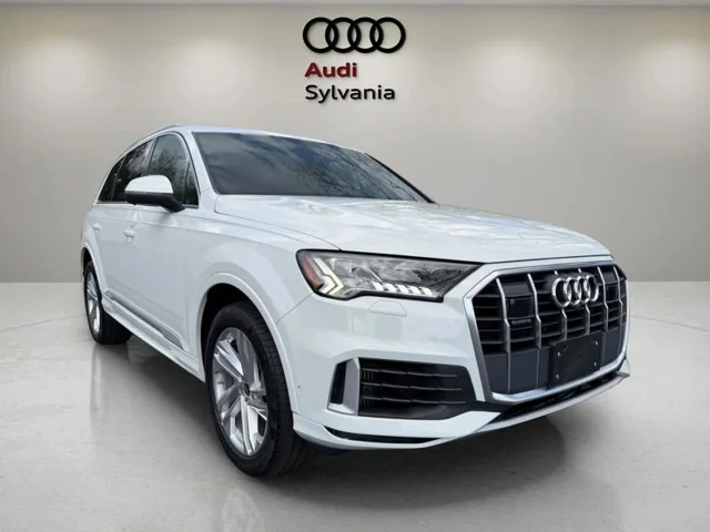 2023 Audi Q7 Premium Plus