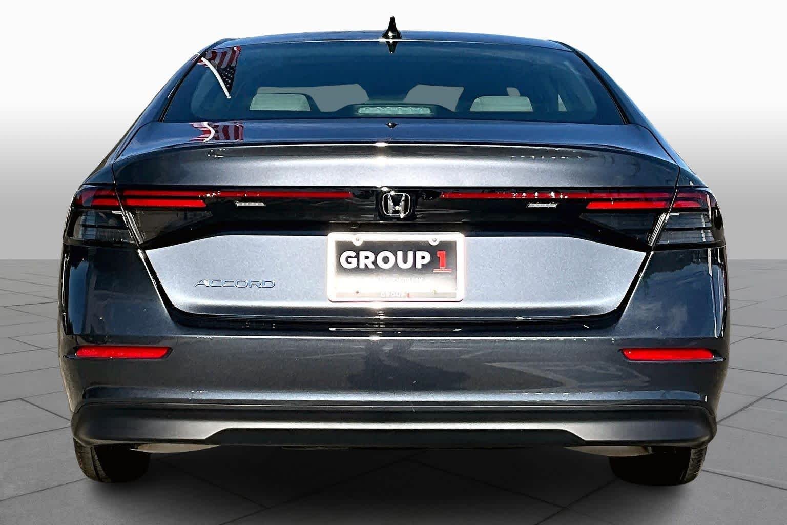 2025 Honda Accord SE - Photo 6