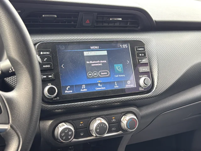 Used 2023 Gray Nissan SV image 14