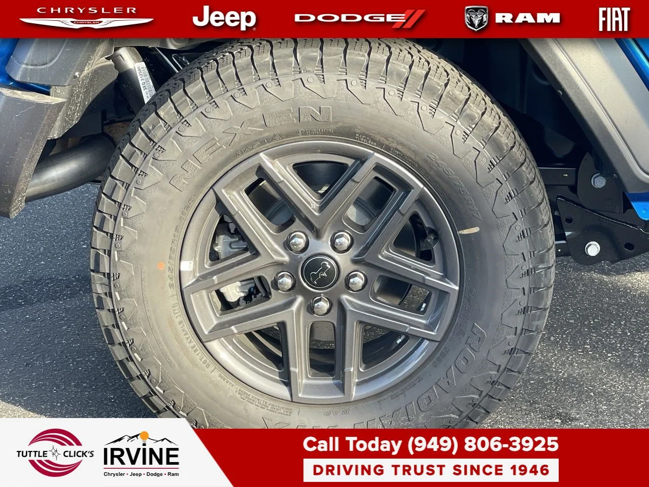 New 2026 Hydro Blue Pearl-Coat Exterior Paint Jeep Sport S image 11