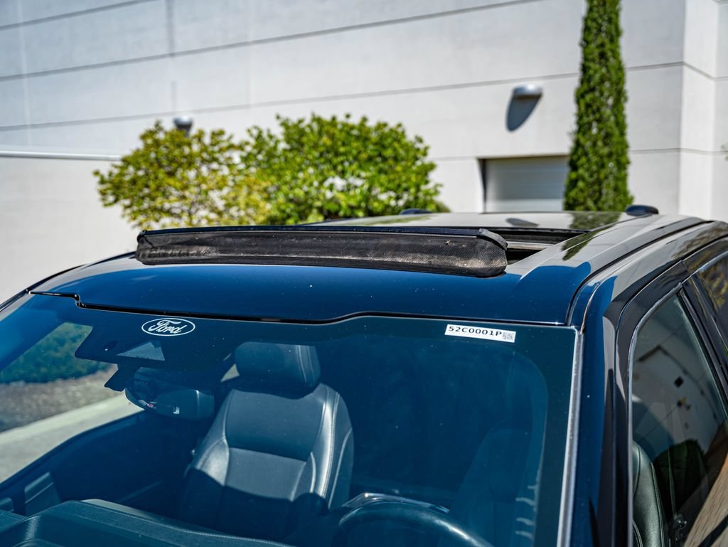 Used 2024 Agate Black Metallic Ford Lariat image 18