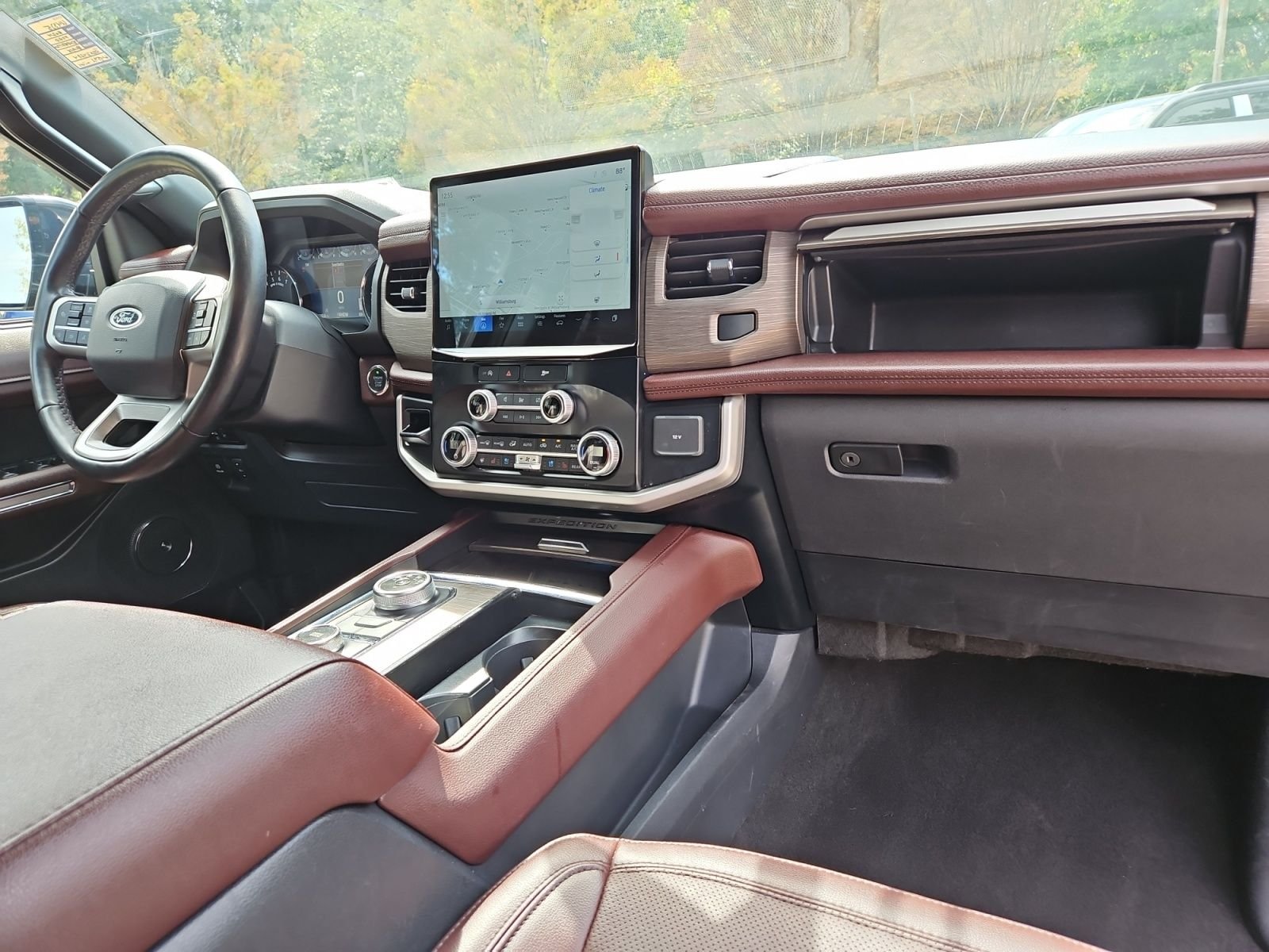 Used 2024 Black Ford Limited image 16