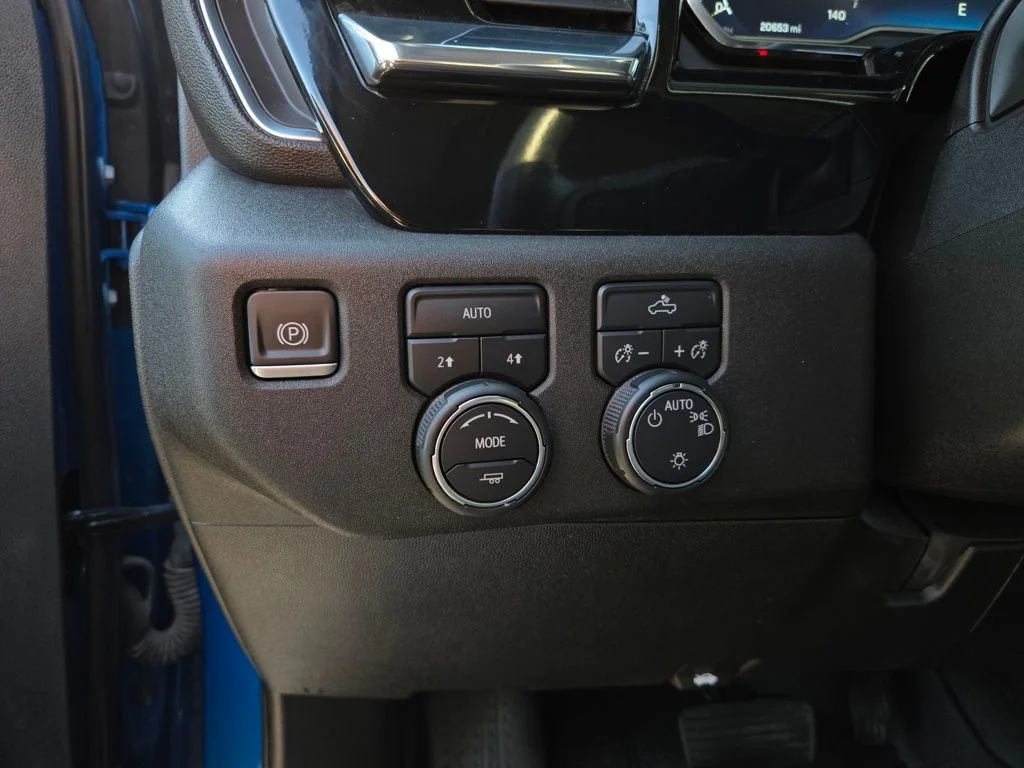 Used 2023 Blue Chevrolet LT image 13