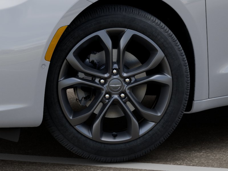 New 2026 Bright White Clearcoat Chrysler Select image 58