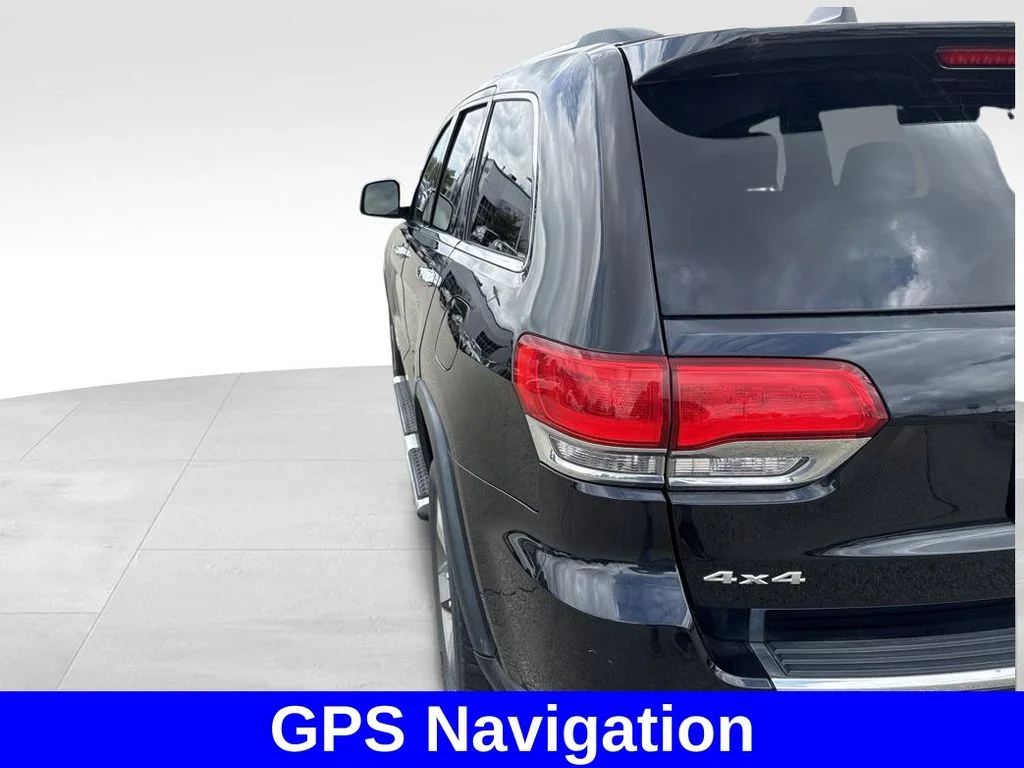 Used 2014 Black Jeep Limited image 4