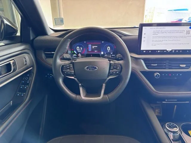 2025 Ford Explorer ST-LINE - Photo 15