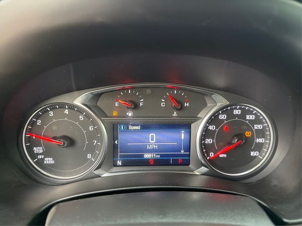 Used 2022 Summit White GMC SLE image 16