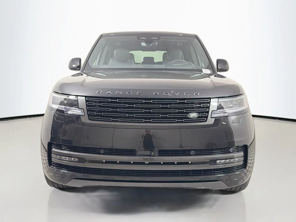 New 2026 Santorini Black Land Rover SE LWB 7-Seats / V8 image 2