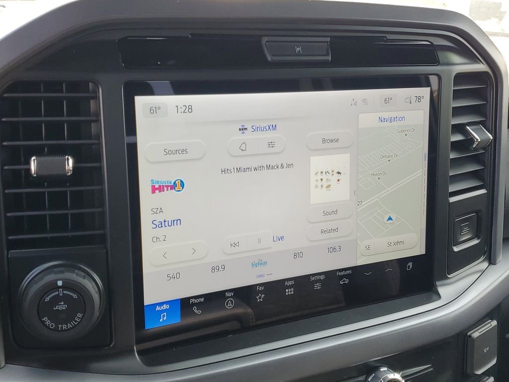 2025 Ford F-150 XLT - Photo 13