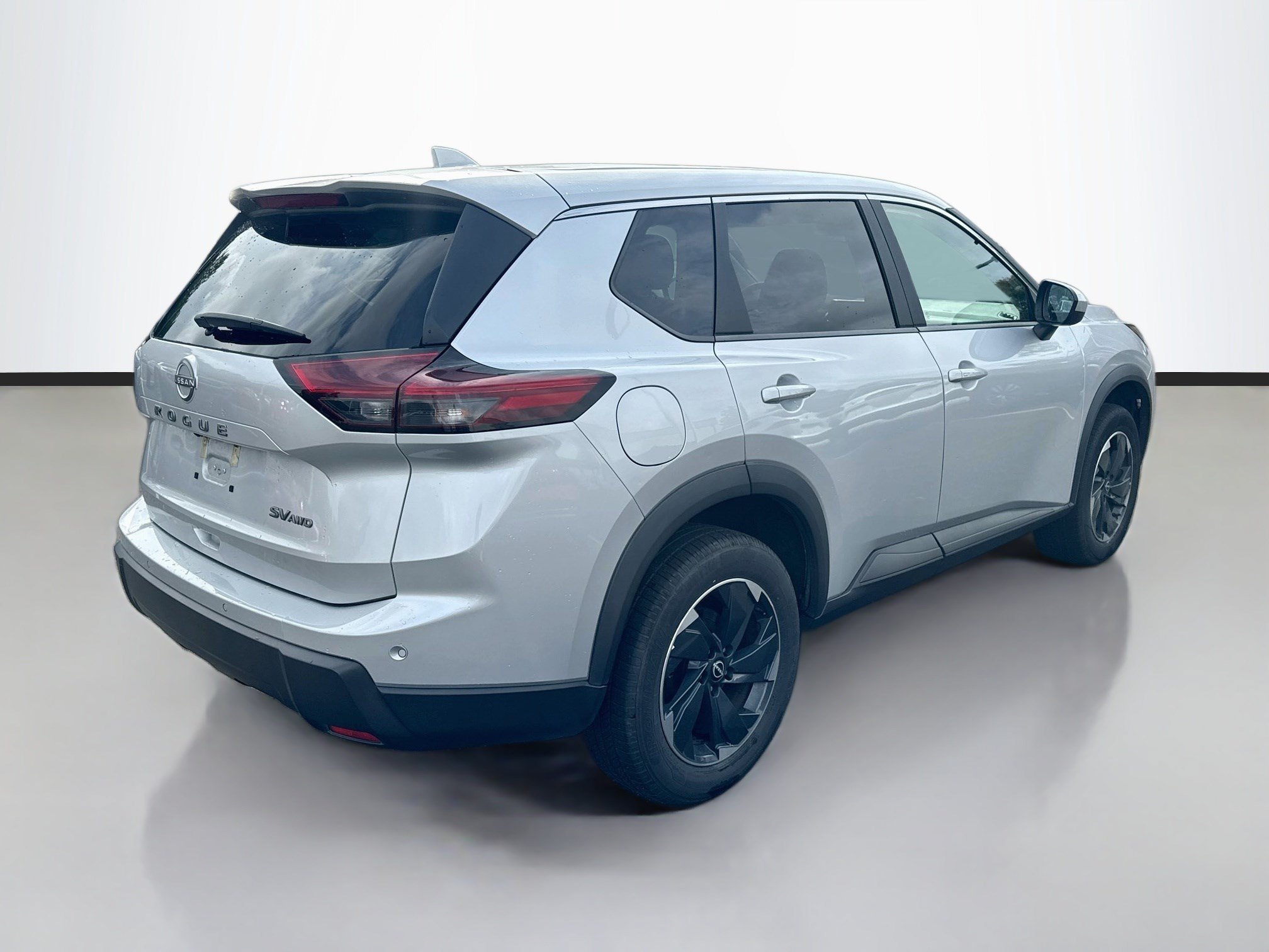 Used 2024 Brilliant Silver Metallic Nissan SV image 7
