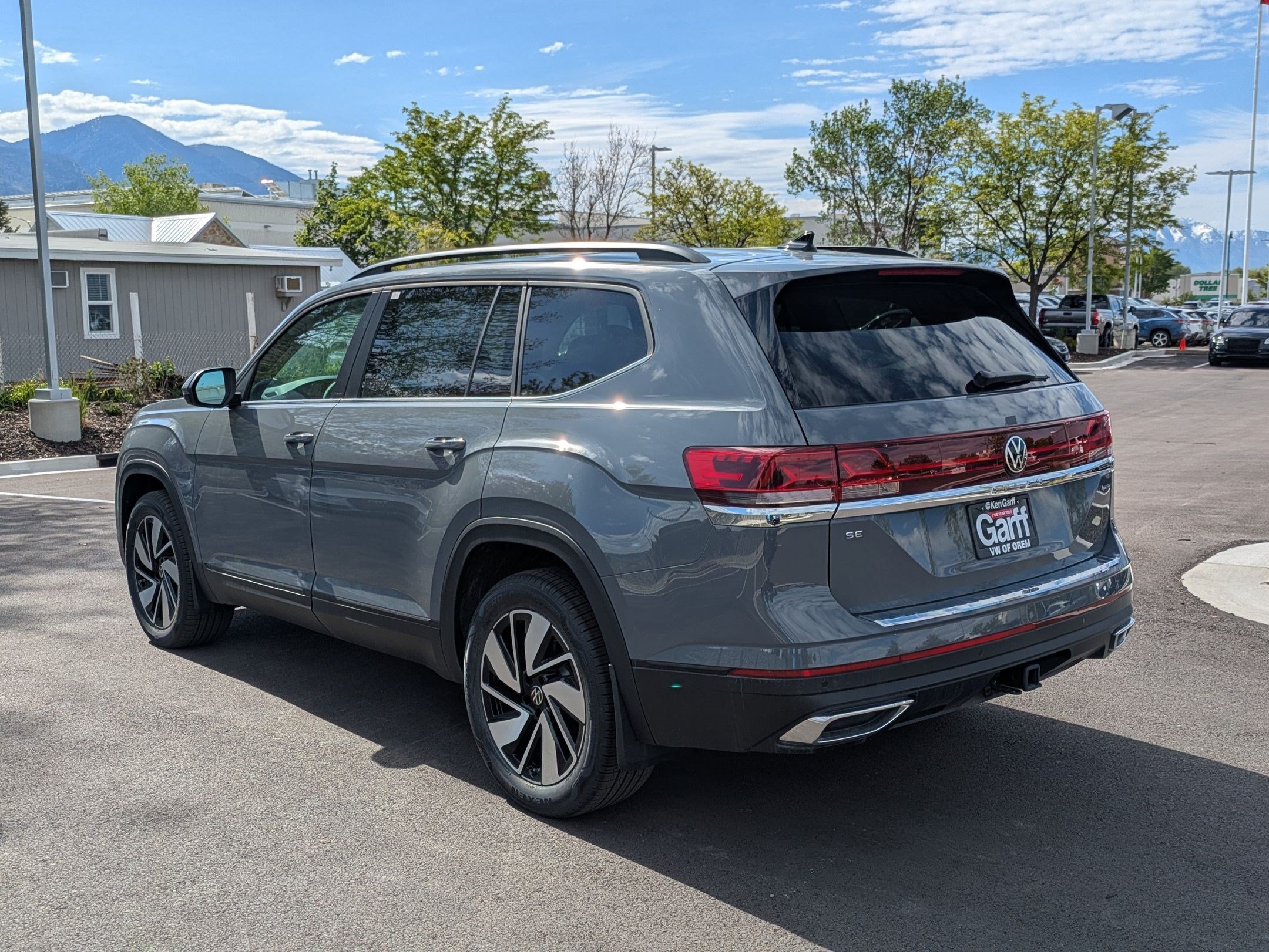 New 2026 Pure Gray Volkswagen 2.0T SE w/Technology image 5