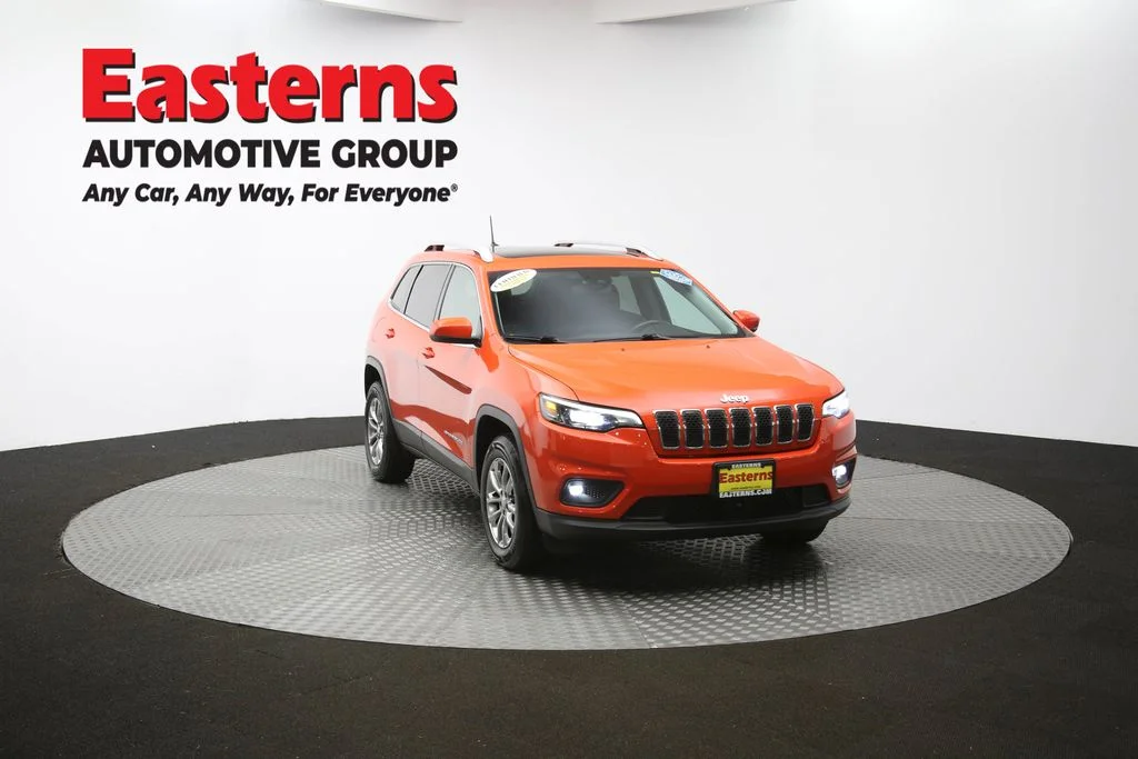 Used 2021 Orange Jeep Latitude Plus image 46