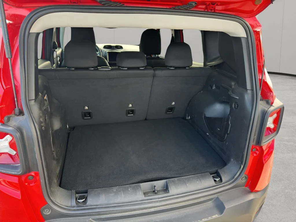 Used 2023 Colorado Red Clearcoat Jeep Trailhawk image 13