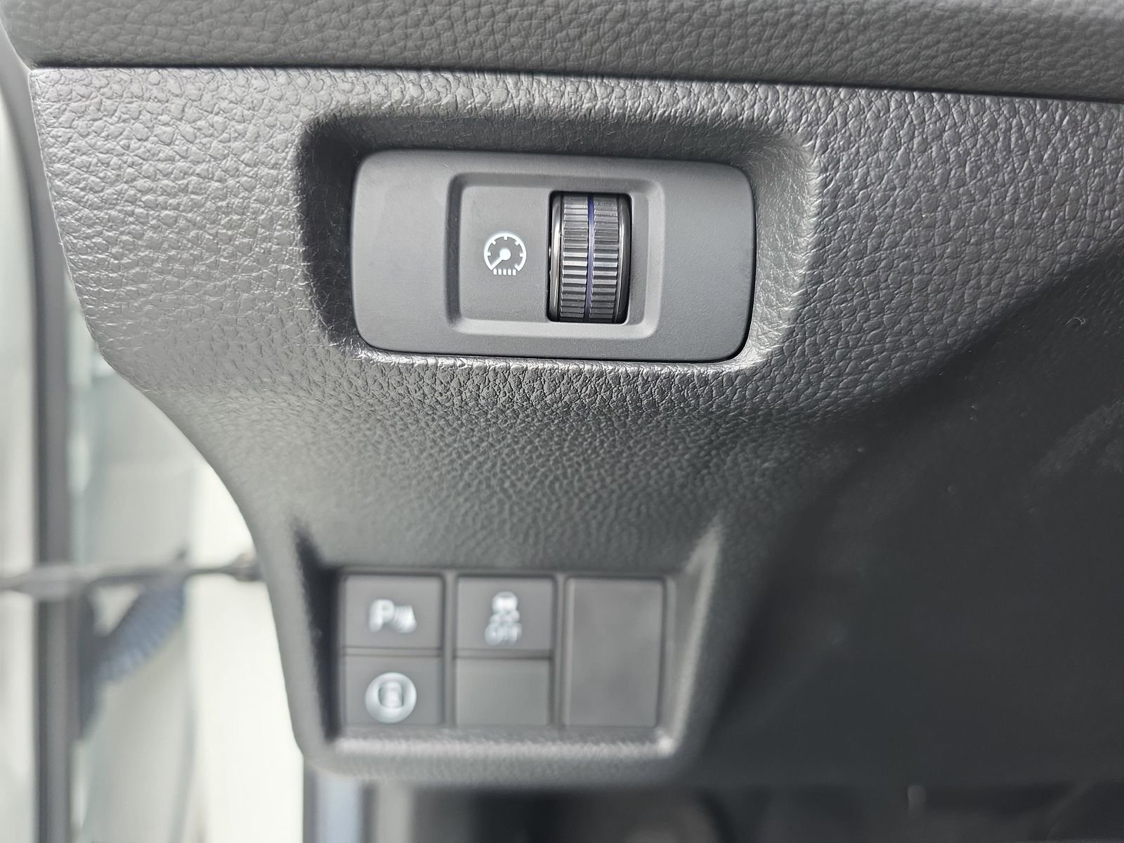 Used 2024  Honda Touring image 26