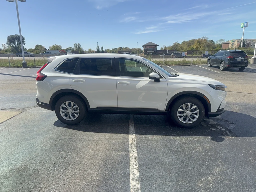 2027 Honda CR-V LX, photo 3 of 12