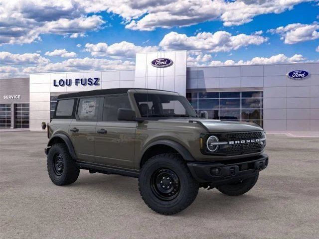 New 2026 Marsh Gray Ford Badlands image 34