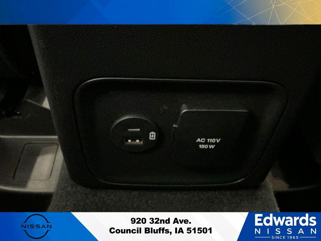 Used 2022 White Ford Outer Banks image 17