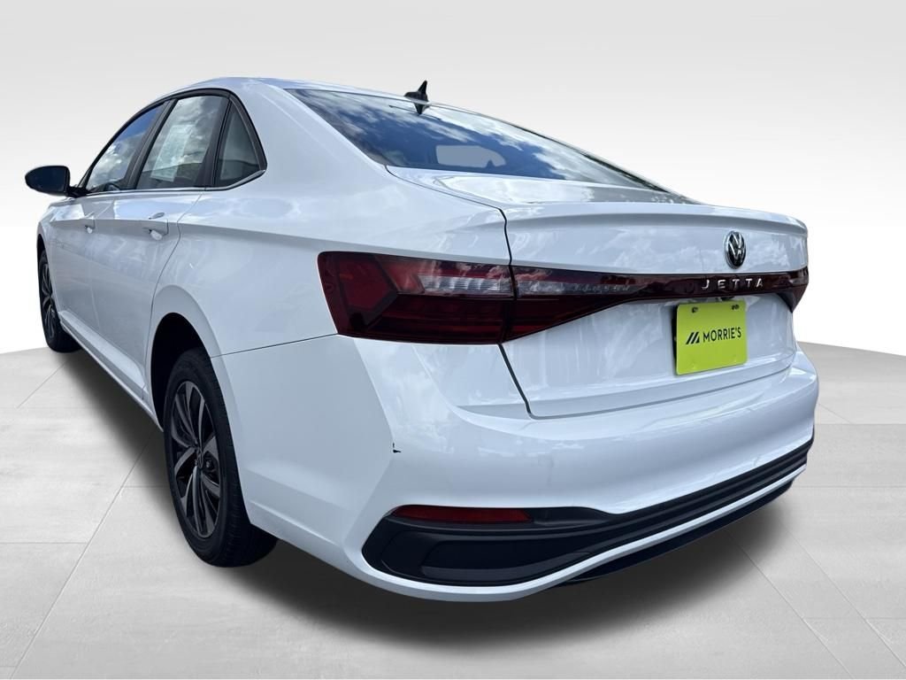 Used 2025 White Volkswagen 1.5T S image 11