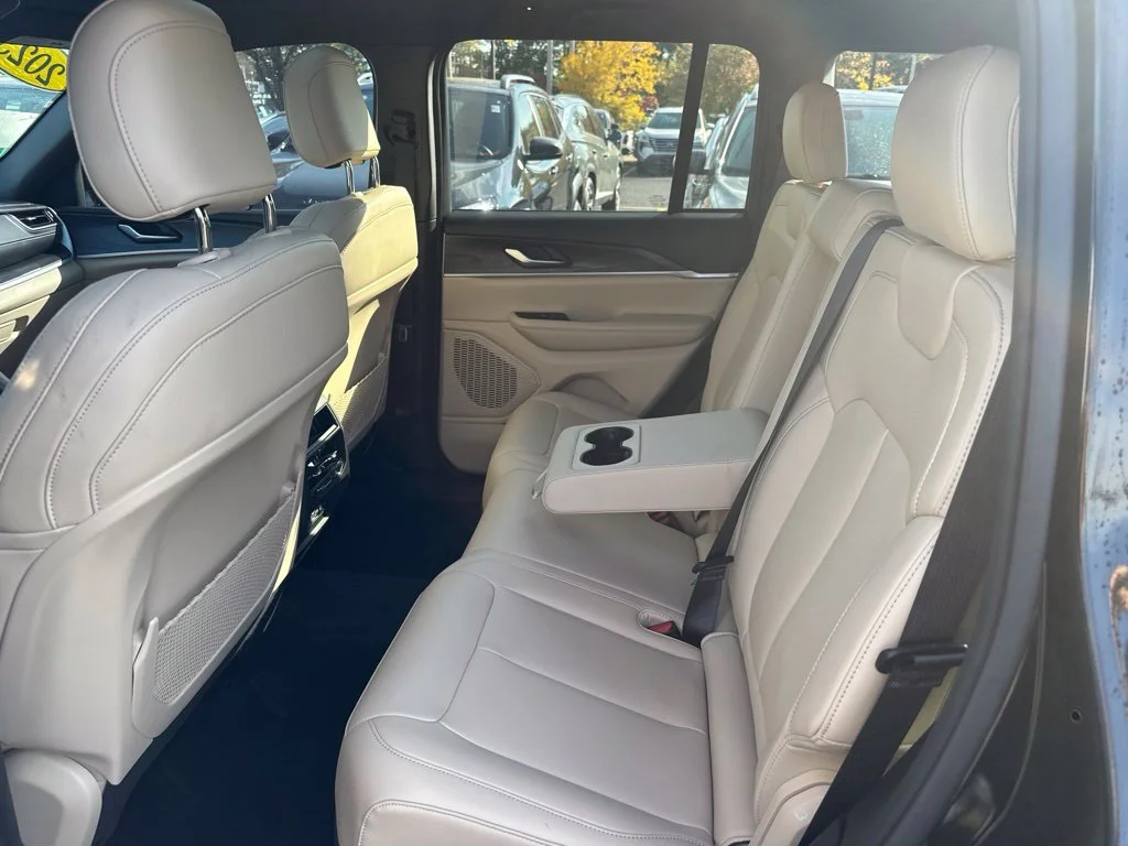Used 2023 Black Jeep Limited image 12