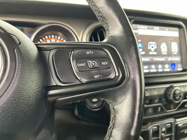 Used 2021 White Jeep Sport image 12