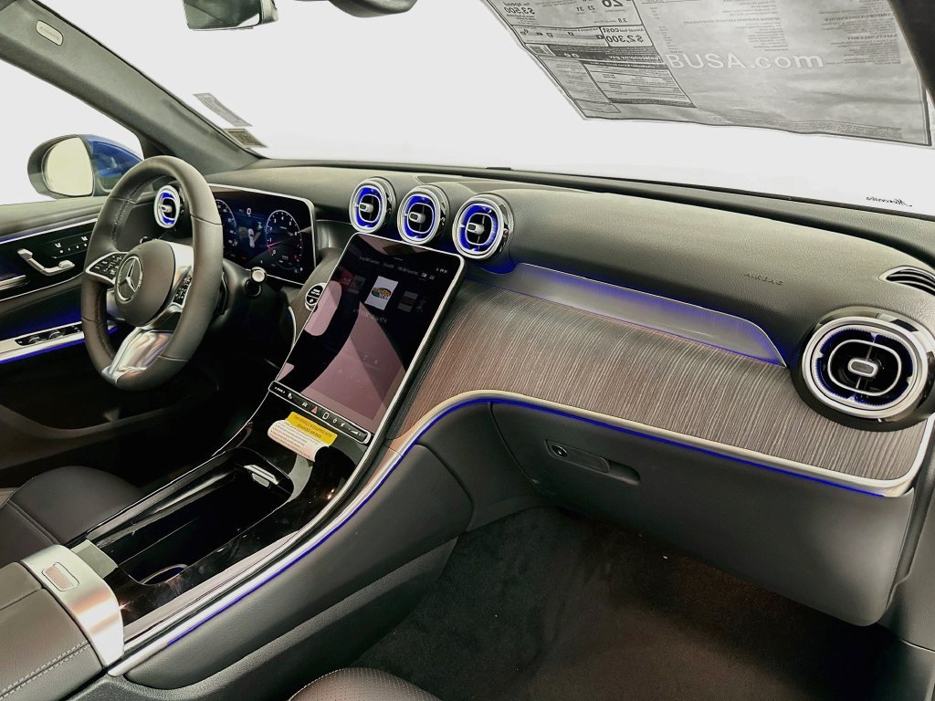New 2027 Starling Blue Metallic Mercedes-Benz GLC 300 image 30