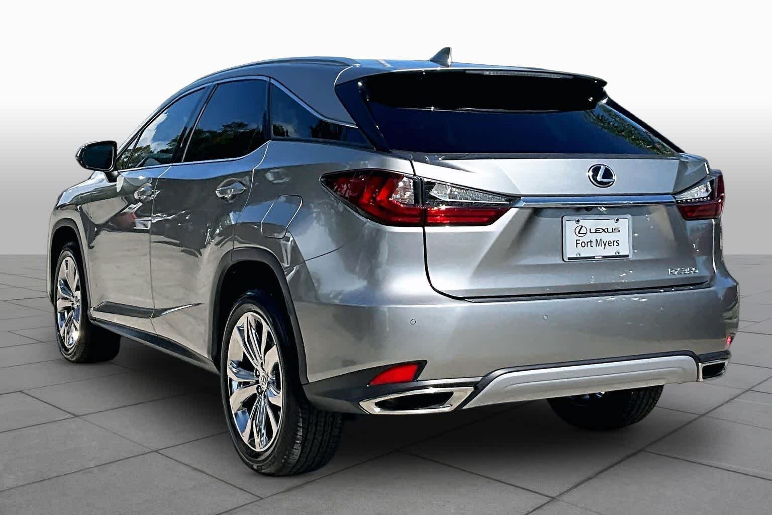 Used 2020 Atomic Silver Lexus  image 12